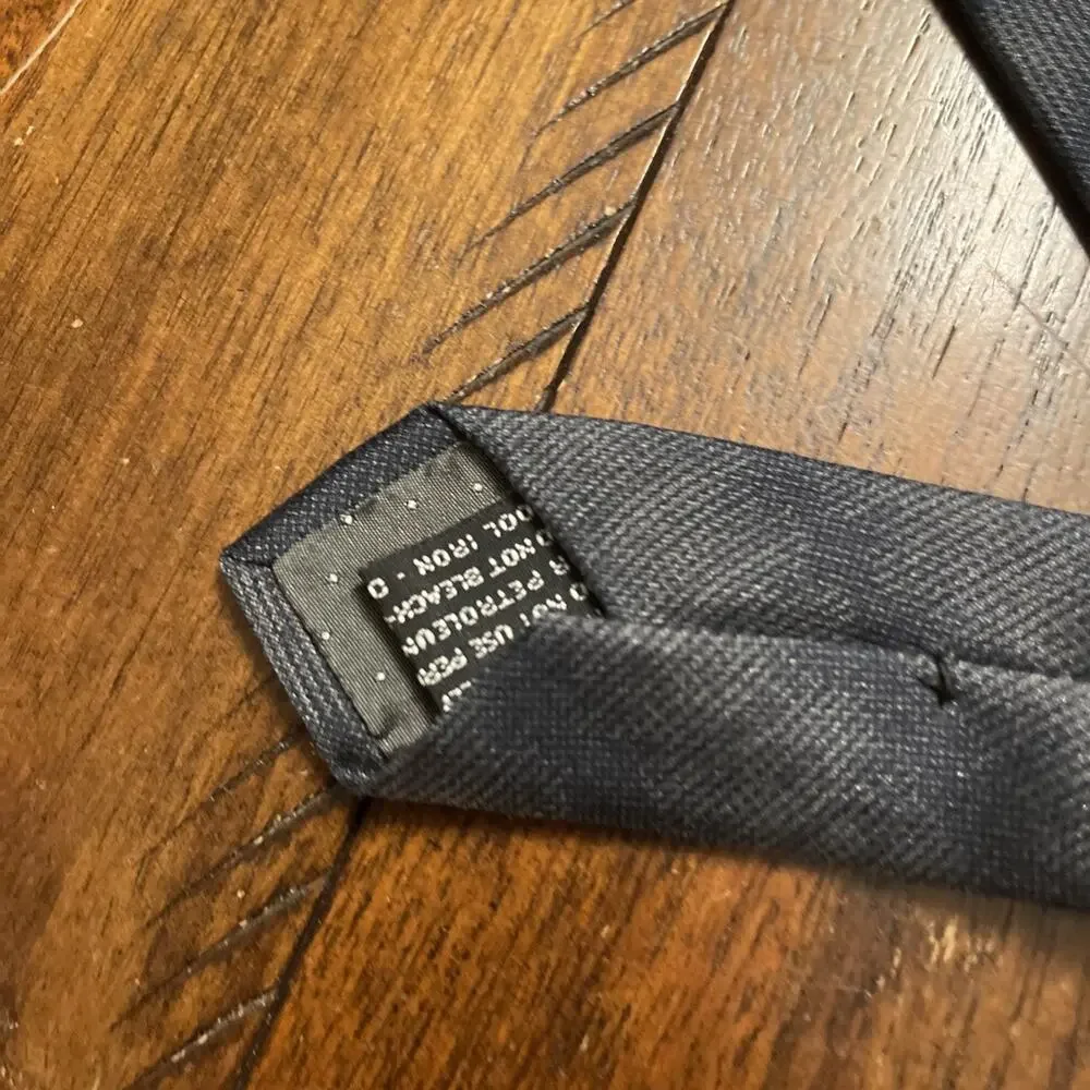 GIANNI VERSACE COUTURE Vintage Neo Classical Geometric Mens Silk Tie